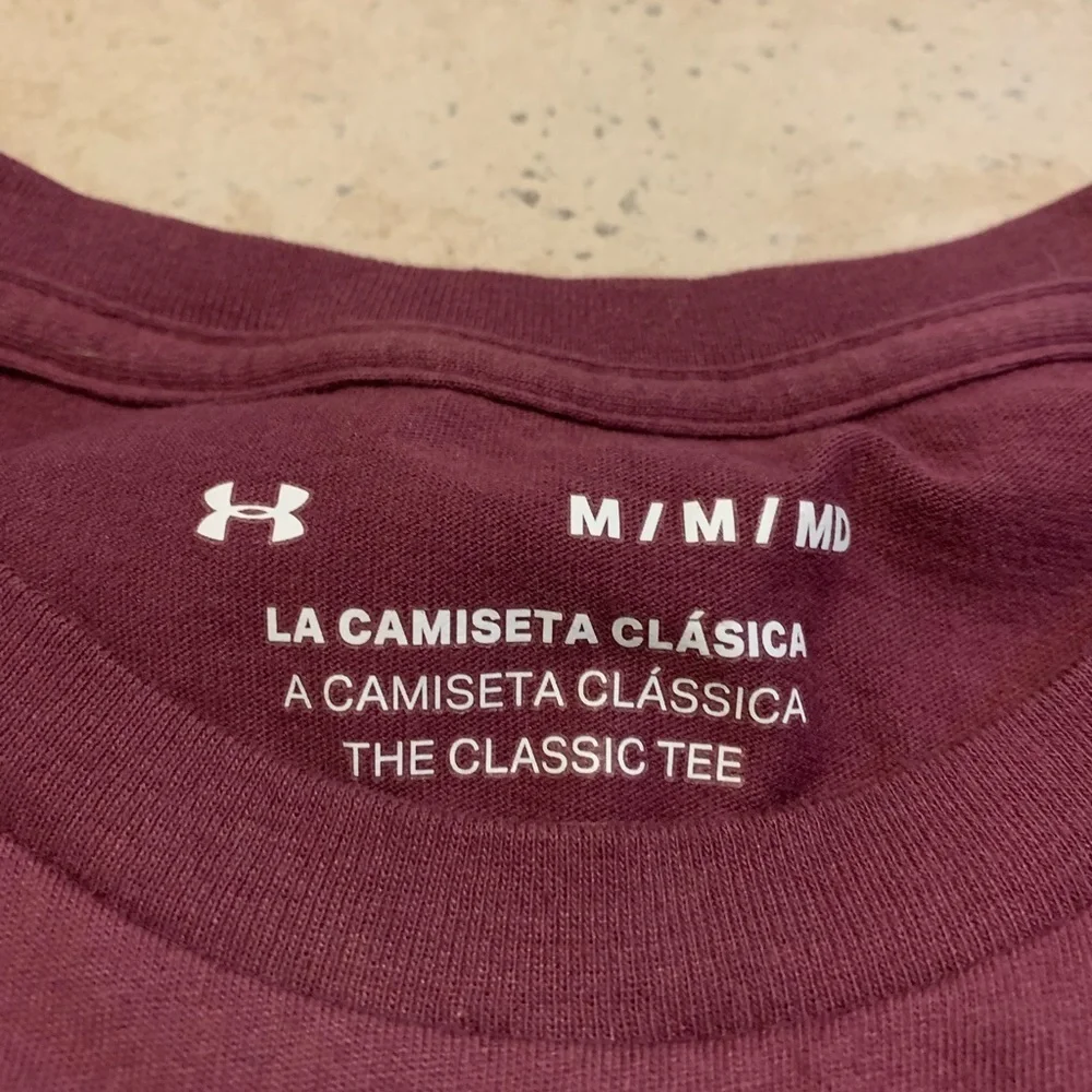 💜 Under Armour The Classic Tee Maroon T-Shirt, Medium - Picture 2 of 5